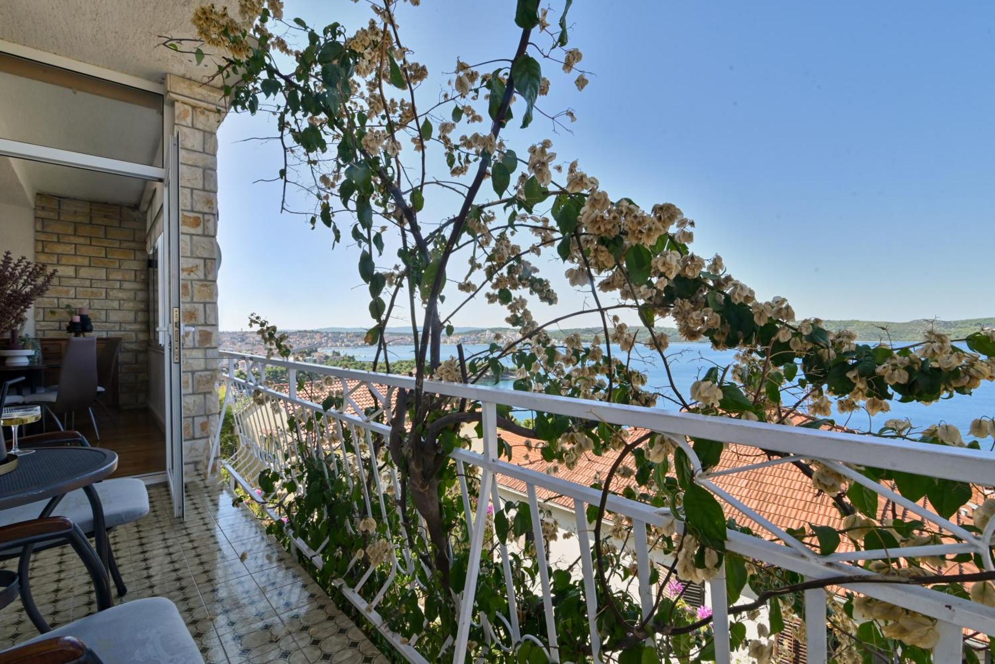 Apartment Spira Puovica Trogir Luaran gambar