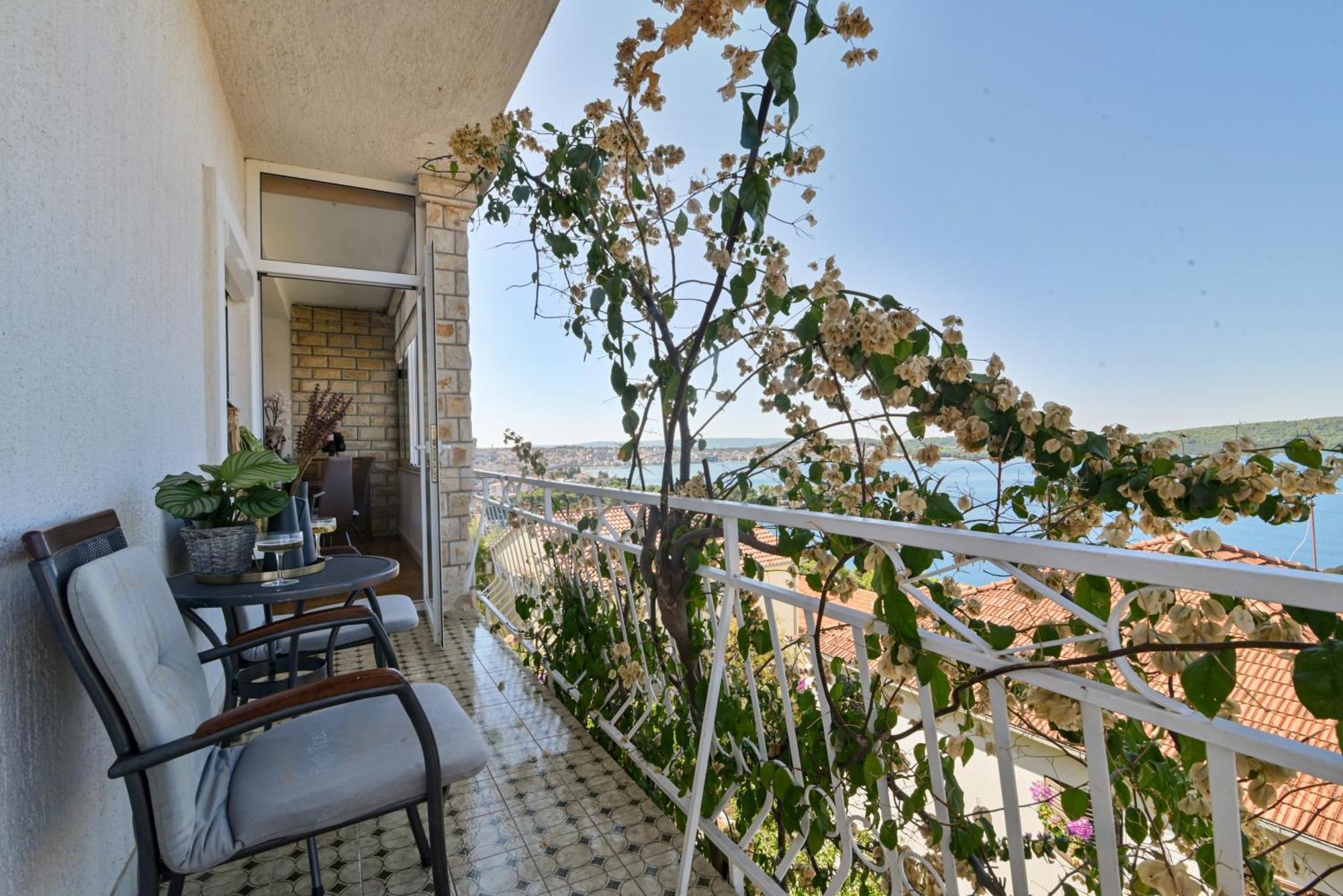 Apartment Spira Puovica Trogir Luaran gambar