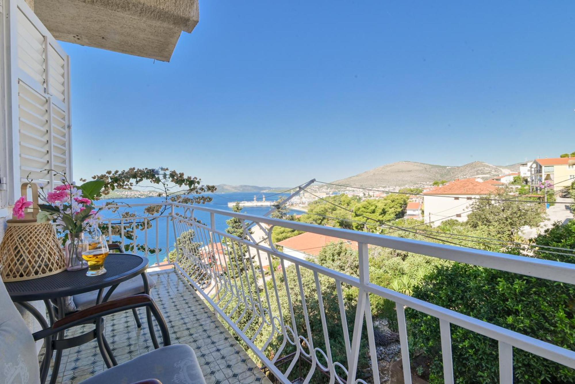 Apartment Spira Puovica Trogir Luaran gambar
