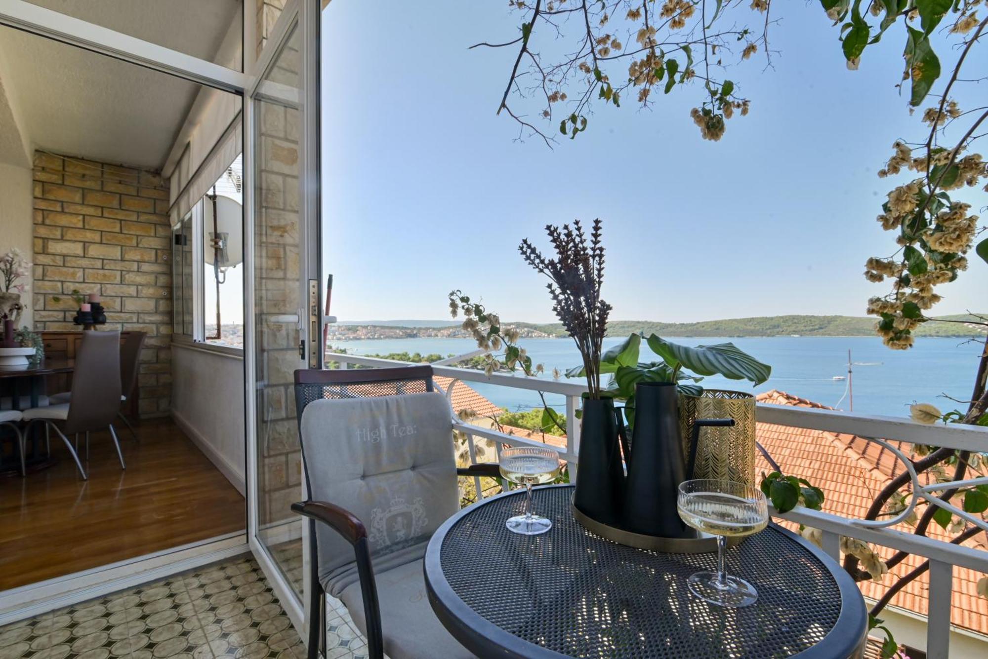 Apartment Spira Puovica Trogir Luaran gambar